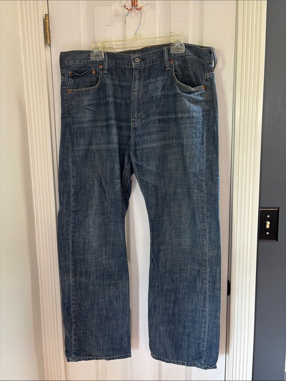 Men's 569 Classic Straight-Leg Jeans in Dark Blue